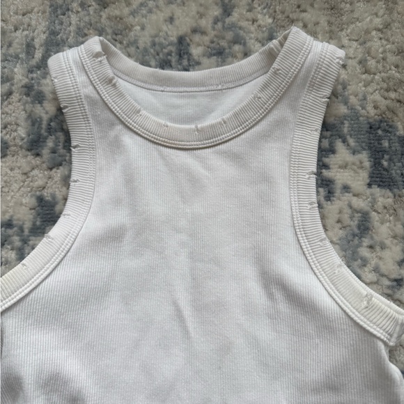 Zara distressed white tank top - Picture 2 of 2